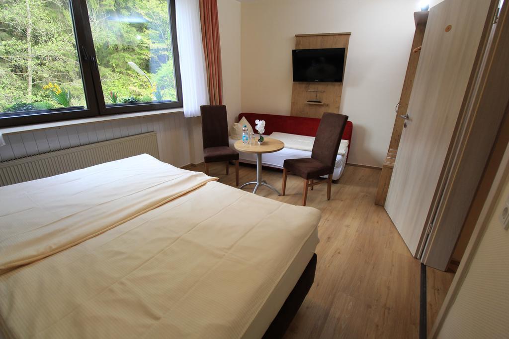Waldhotel Albachmuehle Mit Albacher Stuben Wasserliesch Zewnętrze zdjęcie